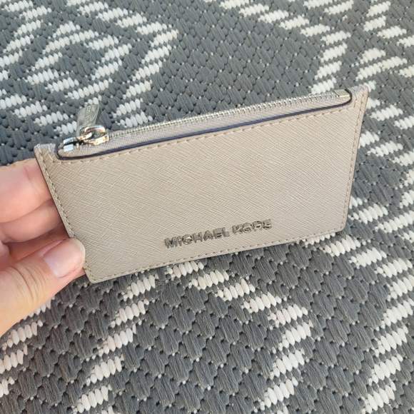 Michael Kors Slim Card Case Grey - Picture 2 of 5